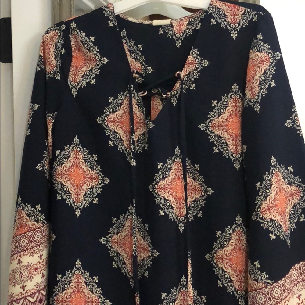 Bell sleeve dress